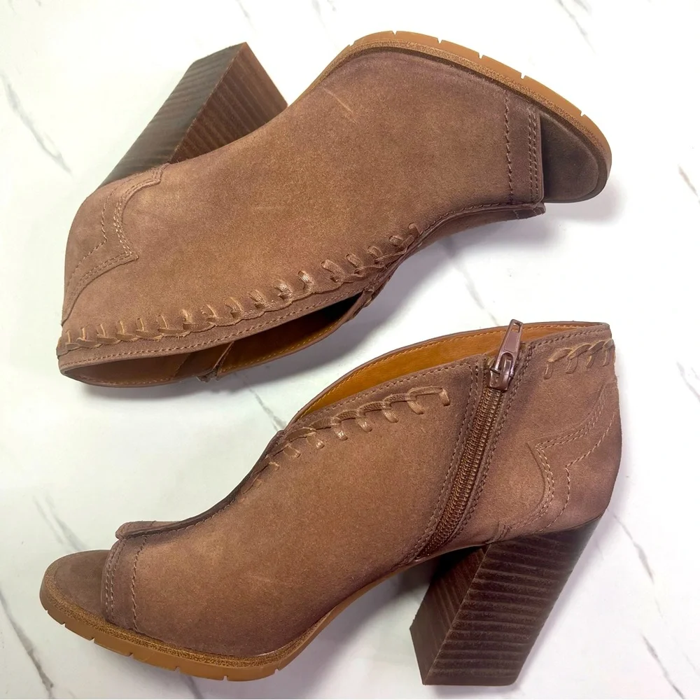 ZODIAC Womens Brown boho Artful Detailing Sculpted Heel ZipUp Leather Shootie 7M